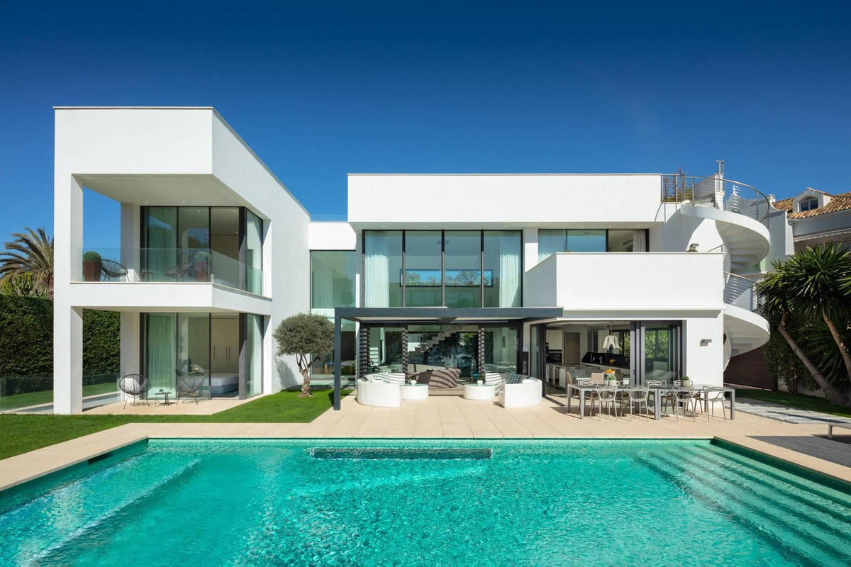 Puerto Banús, Marbella